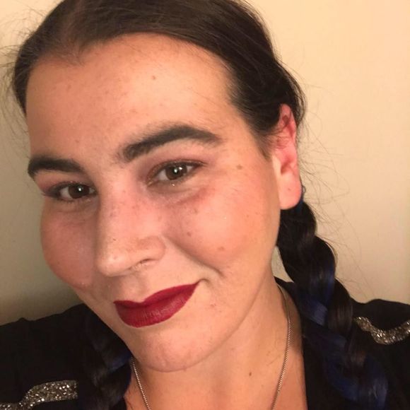 Meet your Posher, Brittany - Picture 1 of 1